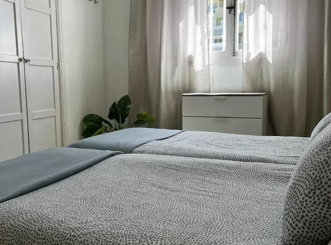 Апартаменти Orlando Private Адехе